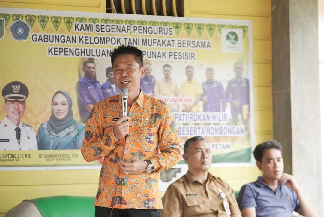 Bupati Afrizal Sintong saat menyampaikan kata sambutannya.